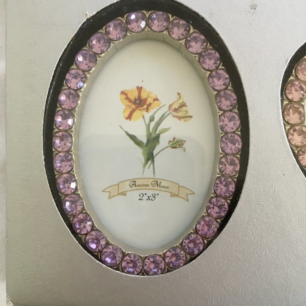 Set of three Ashleigh Manor small rhinestone picture frames. NIB. - Picture 5 of 12